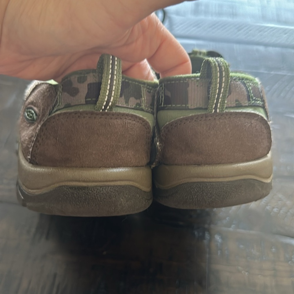Keen Men’s Size 7 Newport H2 Sports Sandals Outdoor Hiking Washable Shoes Camo - Picture 14 of 16
